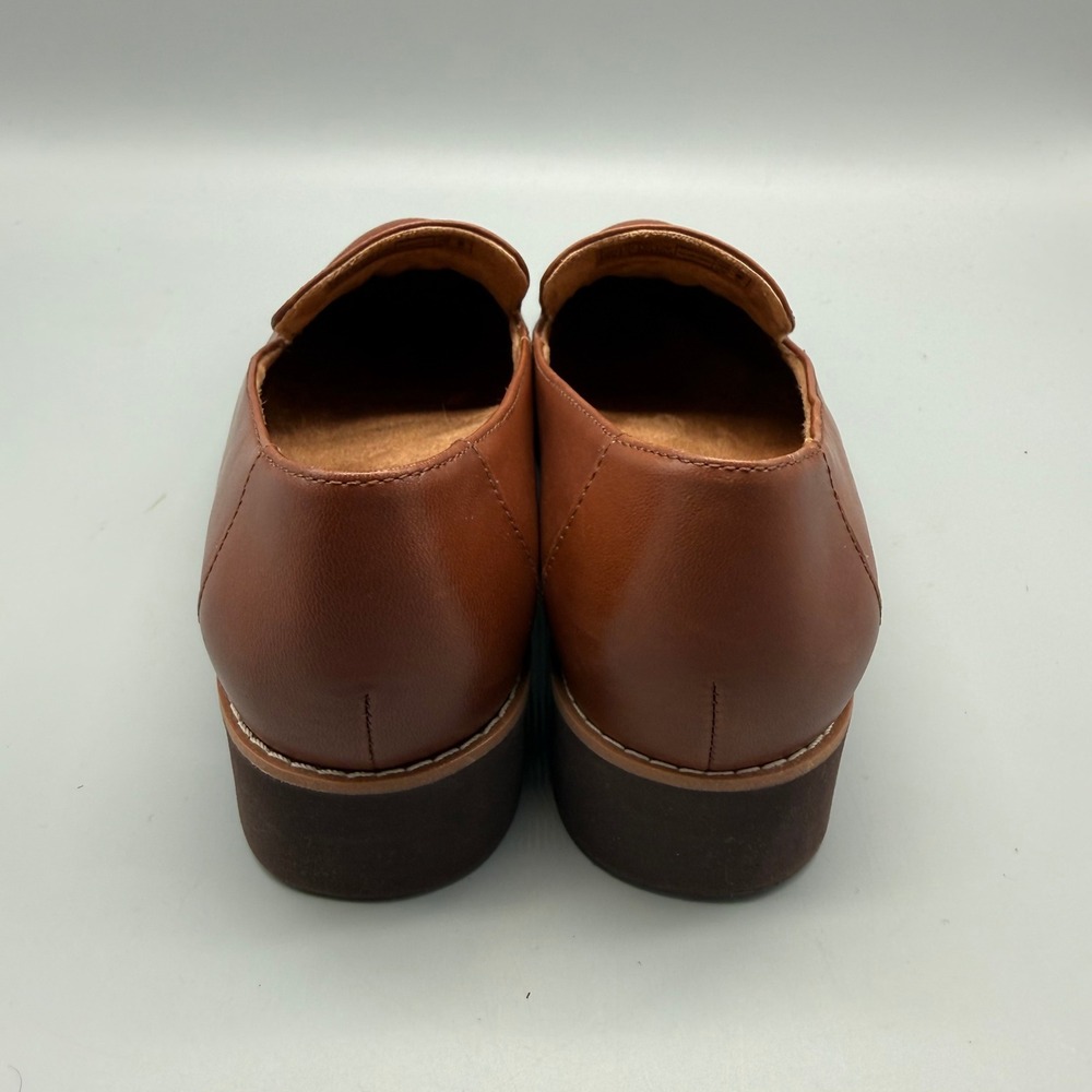 Vionic Kensley Loafers Women 6.5 Brown Leather Lug Sole Orthotic EUC - Picture 5 of 8